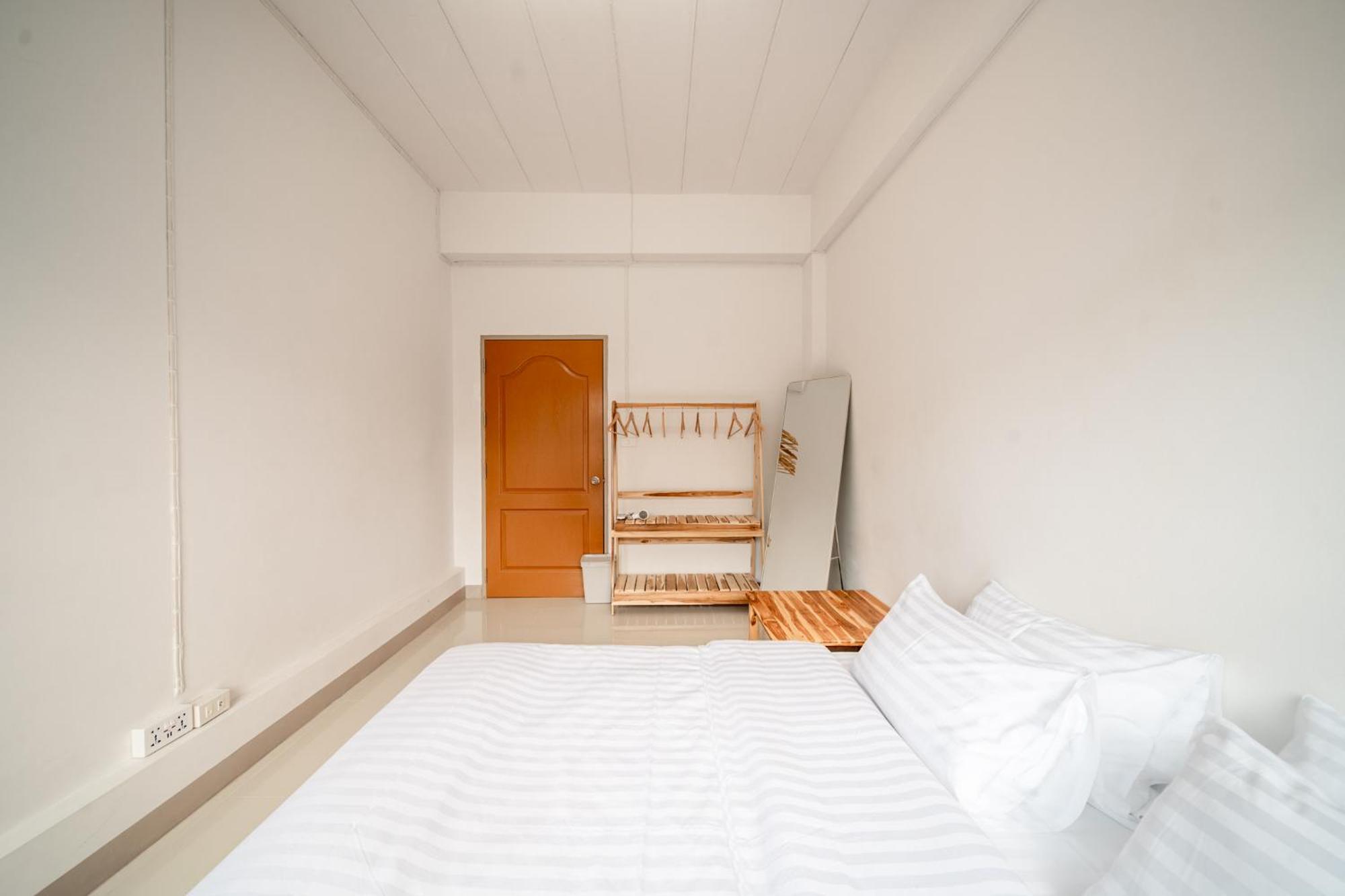 Socialer Coliving & Coworking Space Chiang Mai Exterior foto